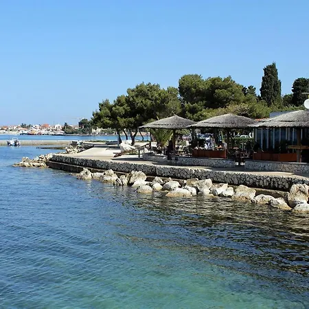 Дом отдыха House With A Parking Space - 13883 Задар