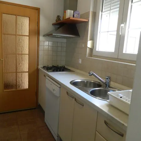 House With A Parking Space - 13883 Сasa de vacaciones *