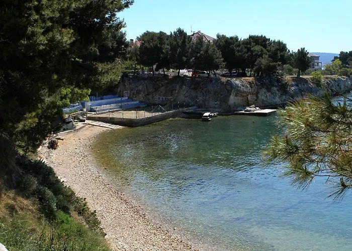 House With A Parking Space - 13883 Дом отдыха